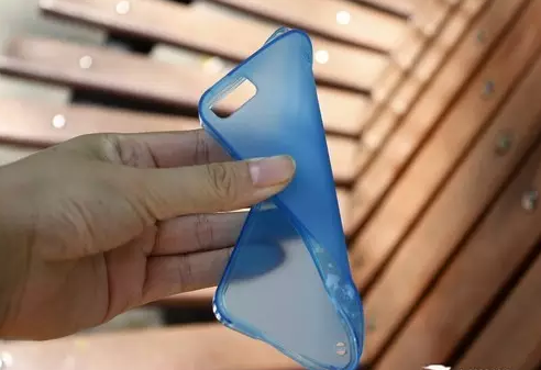 TPU保护套软硬适中.png TPU保护套软硬适中.png